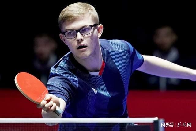 仅让球迷为 仅让球迷为