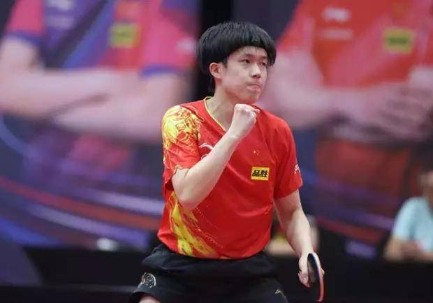 年轻球员成 年轻球员成